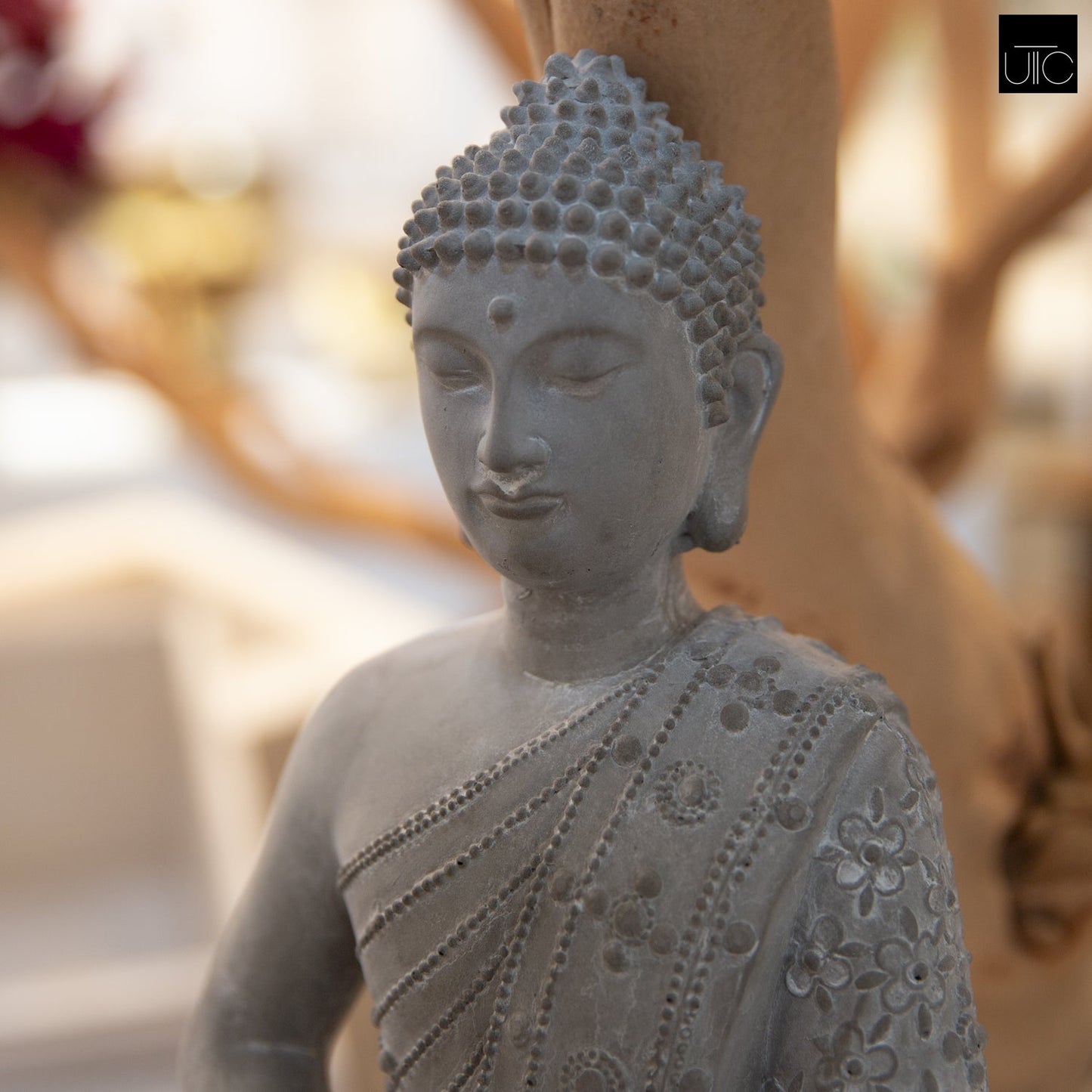Amadee Cement Meditating Buddha Figurine