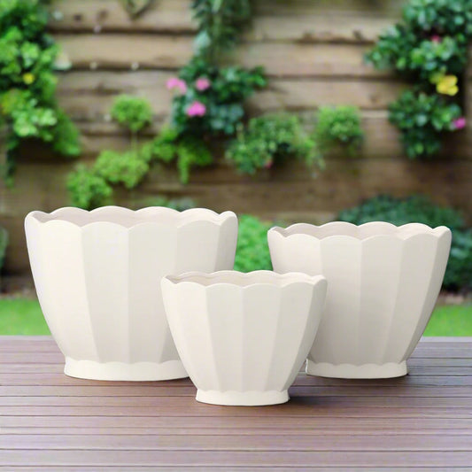 Gavina Sculpted Ceramic Planters (Set of 3)