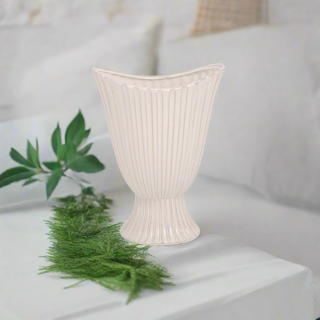 Calla Stoneware Pot