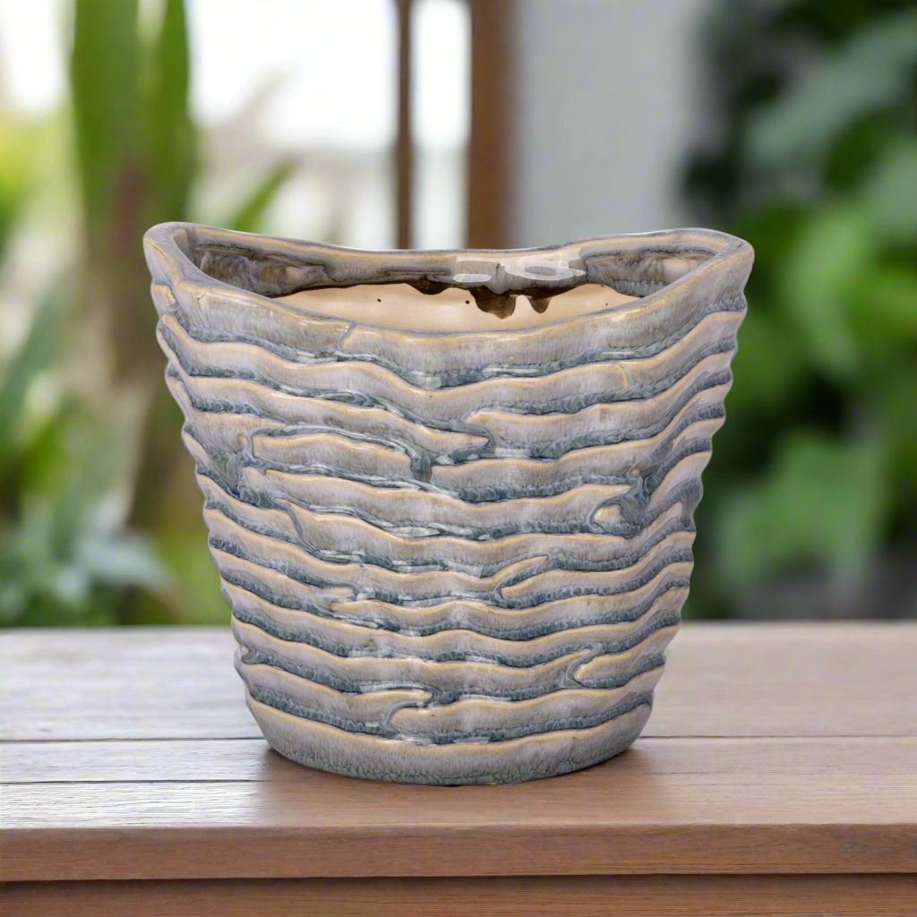 Freesia Wavy Design Ceramic Planter