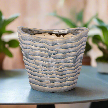 Freesia Wavy Design Ceramic Planter