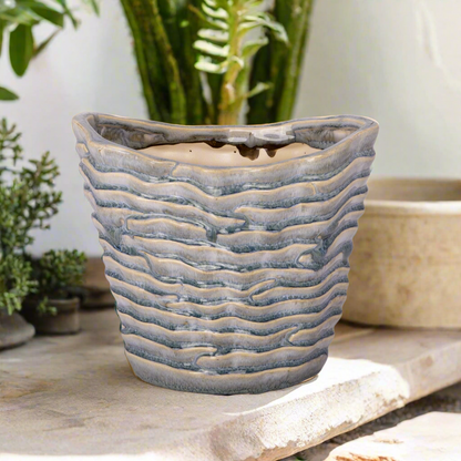 Freesia Wavy Design Ceramic Planter