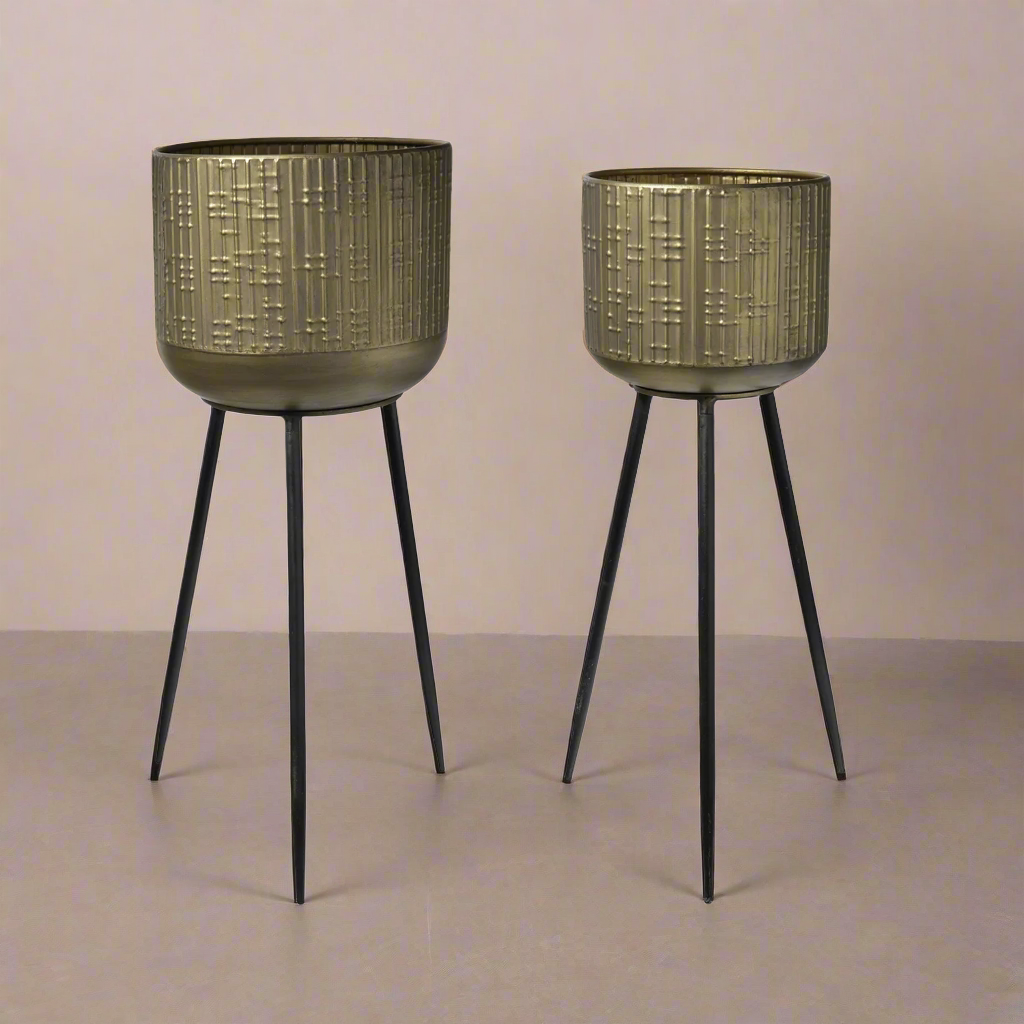 Prielle Metal Round Planter Set with Stand (Set of 2)