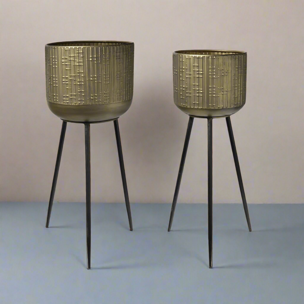 Prielle Metal Round Planter Set with Stand (Set of 2)