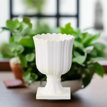Clarisse Ceramic Tulip Urn Planter