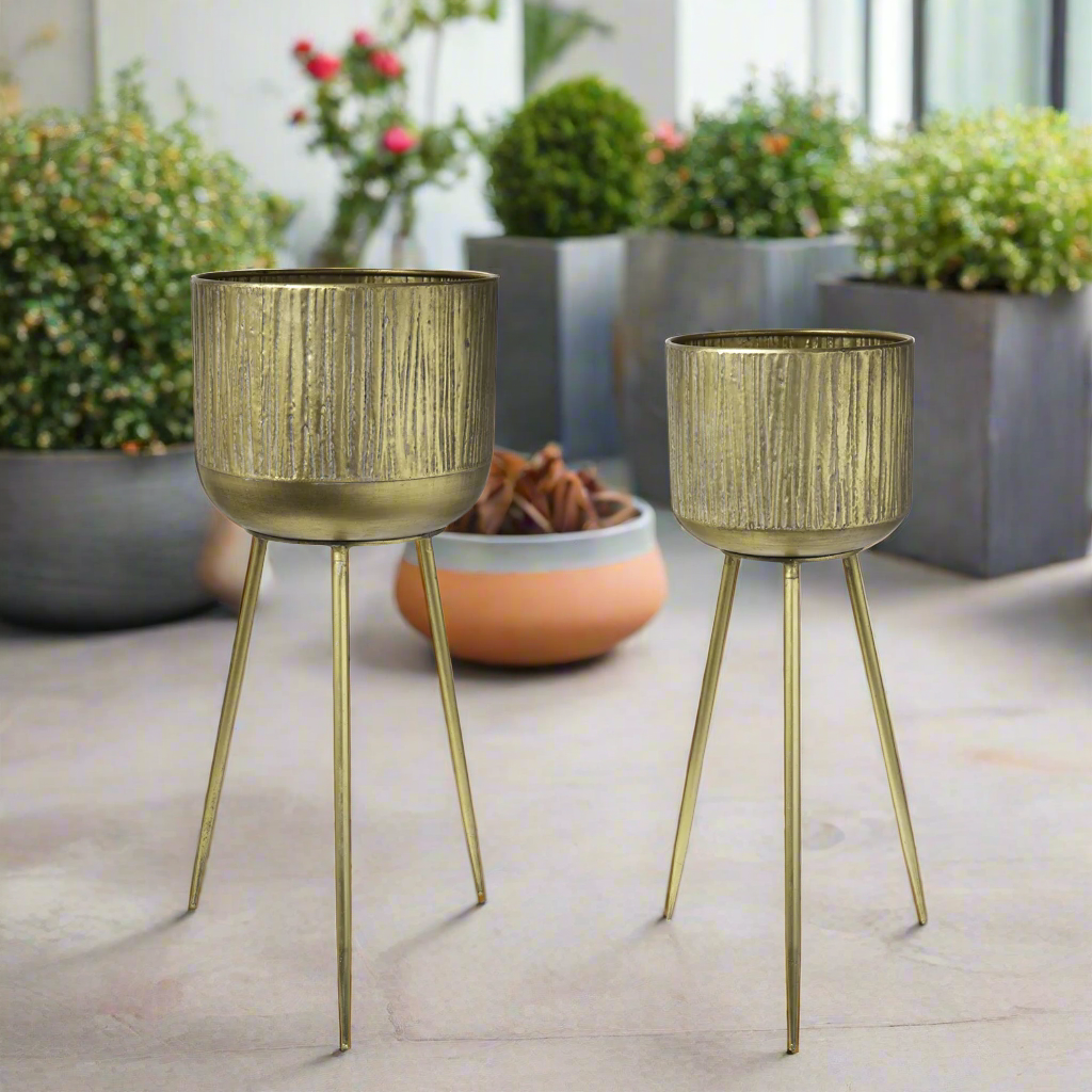 Prielle Metal Round Planter Set with Stand (Set of 2)