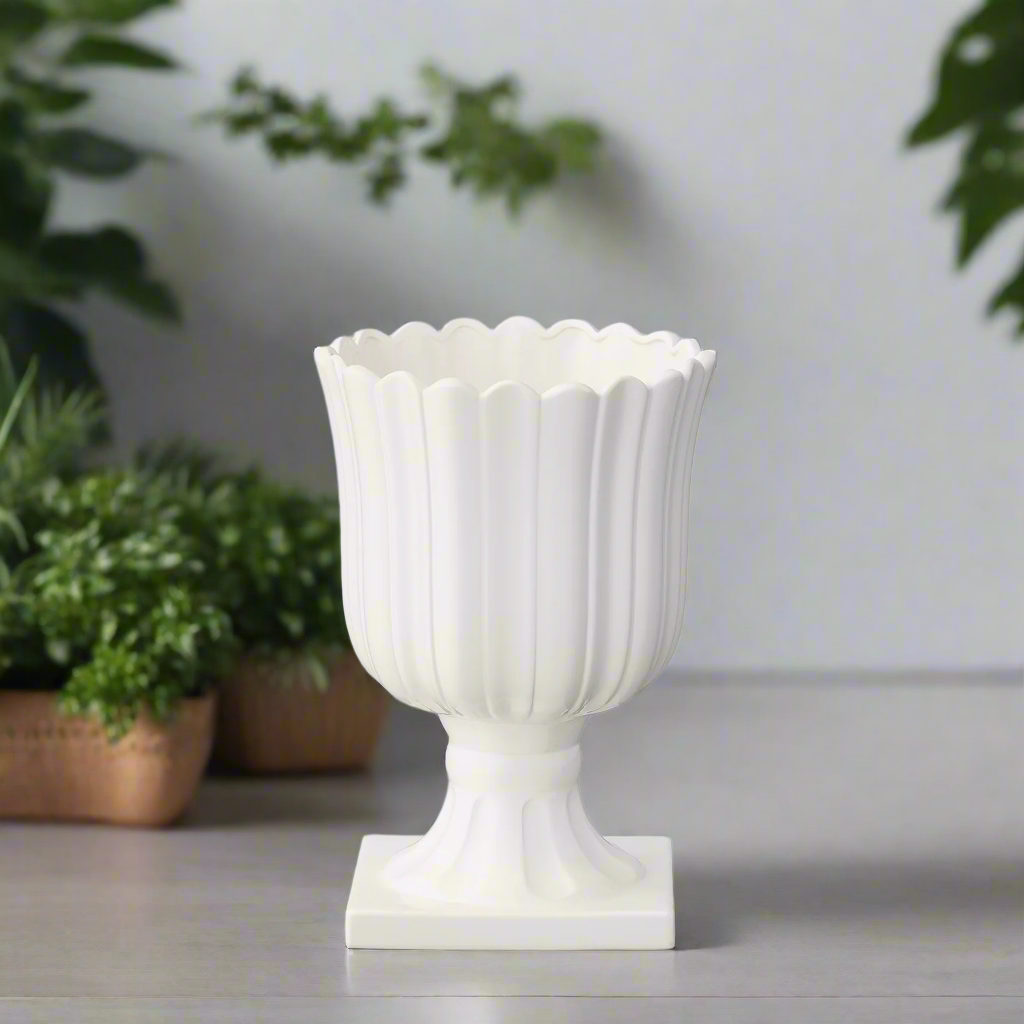 Clarisse Ceramic Tulip Urn Planter