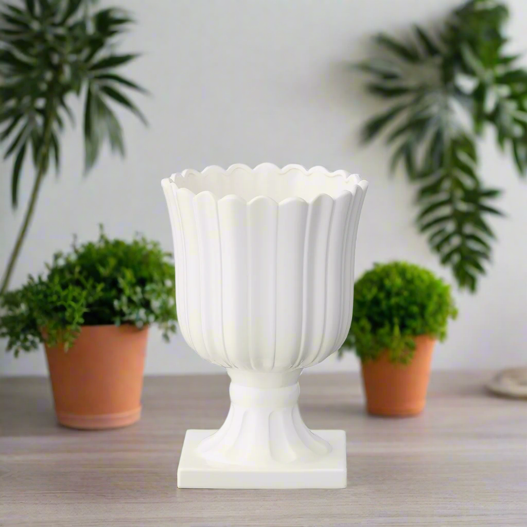 Clarisse Ceramic Tulip Urn Planter