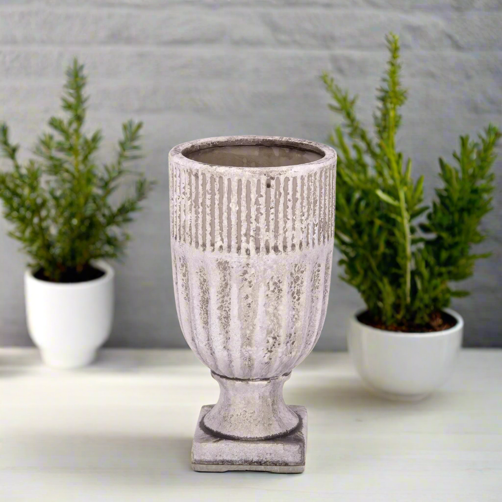 Gillian Terracotta Pot
